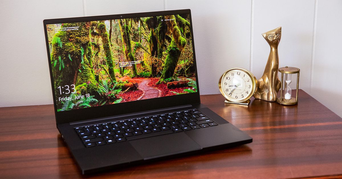 Trải nghiệm đầy đủ cổng kết nối với Razer Blade 14